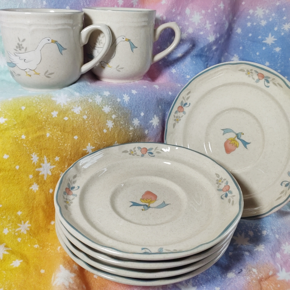 International China Stoneware Japan Plates (5) & Mugs (2)